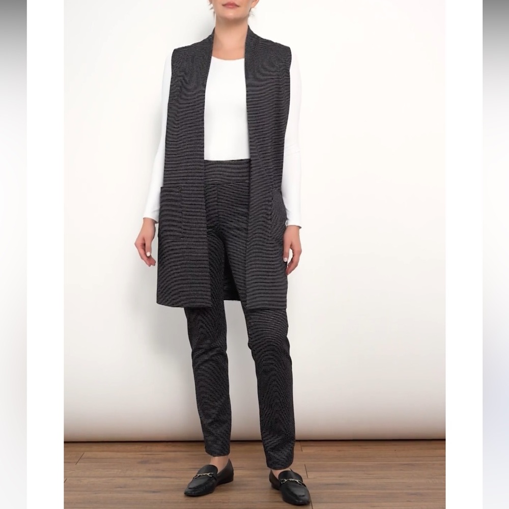 NWT TOP DESIGNER VEST & PANT BLACK/WHITE CHECK SET-XS